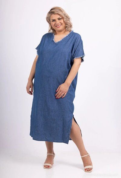 Robe femme en coton pur, idéale pour l'automne 2025, alliant confort et élégance saisonnière.