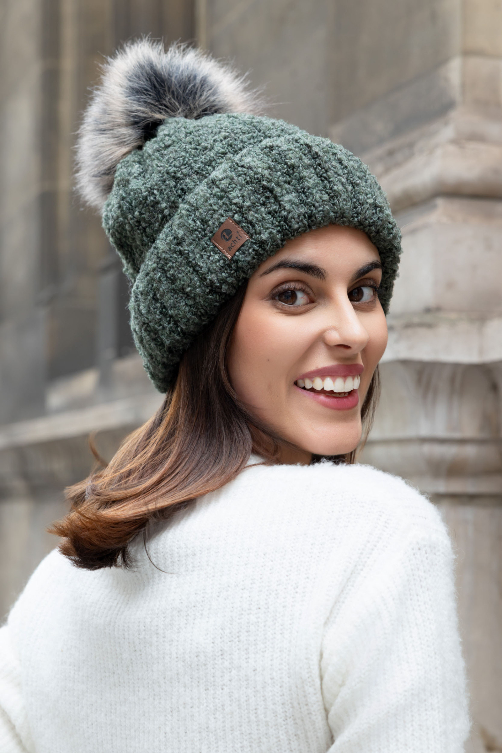 Grossiste Best Angel-Fashion Kingdom - Bonnet origine européenne doublé polaire
