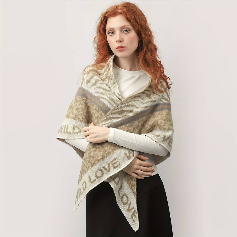 Wholesaler Best Angel-Fashion Kingdom - Thick triangle scarf "Wild love"