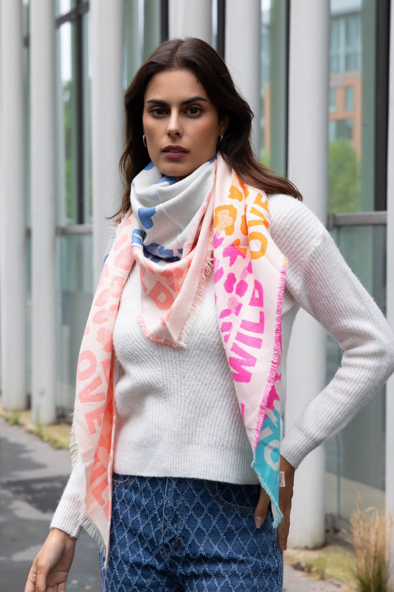 Grossista Best Angel-Fashion Kingdom - Sciarpa triangolare a doppia faccia «Wild Love»