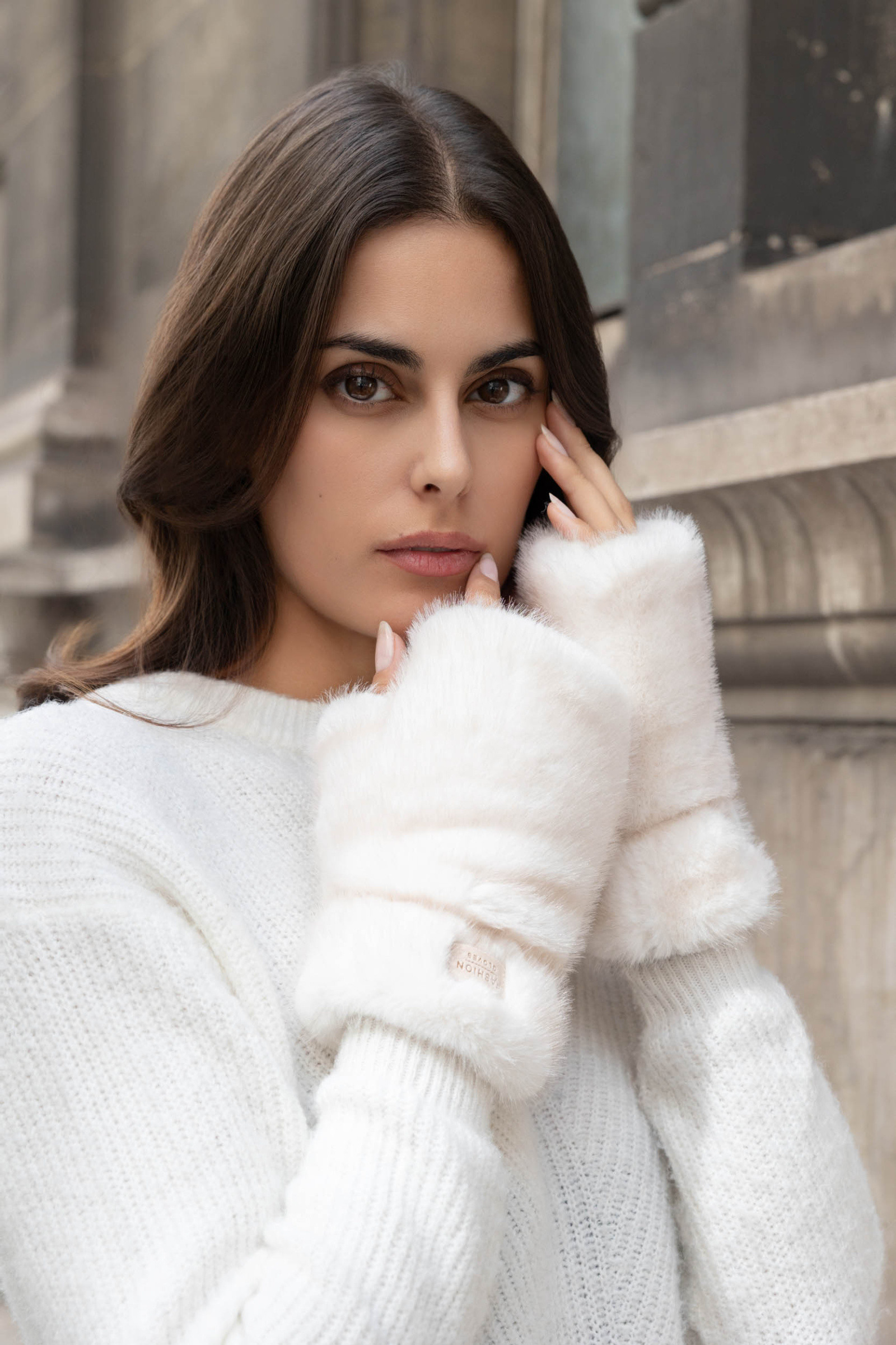 Grossista Best Angel-Fashion Kingdom - Guanto in pelliccia sintetica