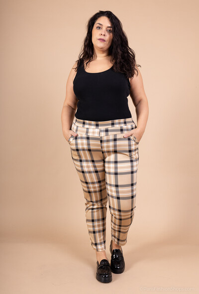 Grossiste Best Fashion - leggings grande taille à carreaux Grossiste Best Fashion - leggings grande taille à carreaux