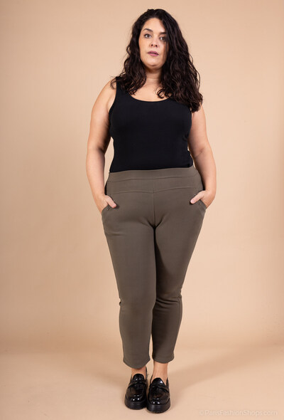 Grossiste Best Fashion - leggings grande taille poche avec strass Grossiste Best Fashion - leggings grande taille poche avec strass