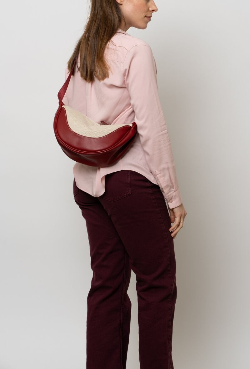 Wholesaler BESTINI - Bi-material waist bag with canvas effect