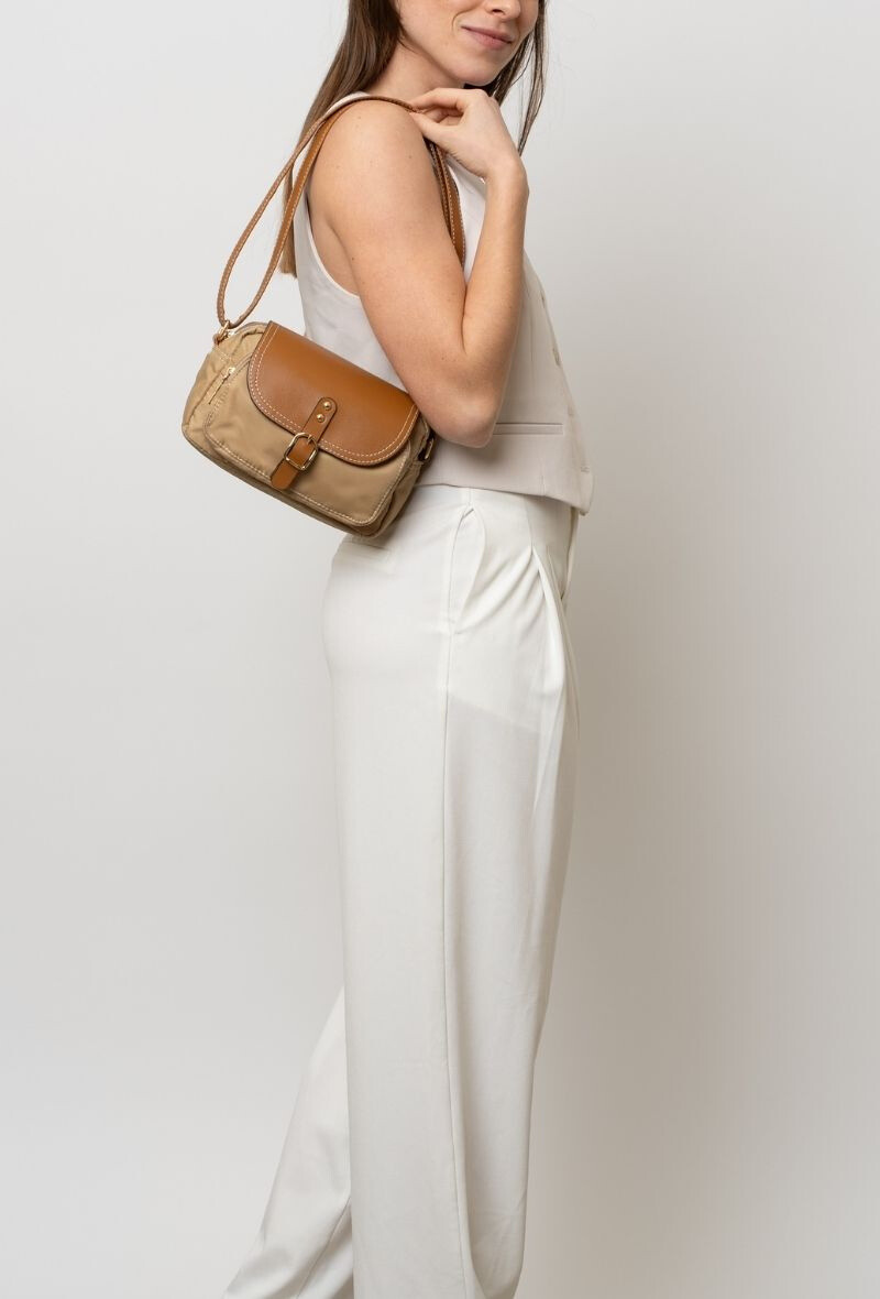 Wholesaler BESTINI - Classic shoulder bag with flap, golden buckle, magnetic, nylon
