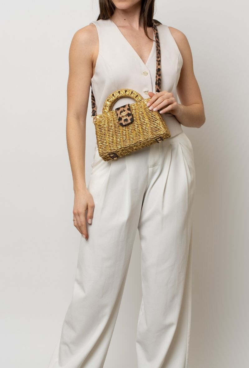 Wholesaler BESTINI - Box shoulder bag, with leopard flap, classic clasp