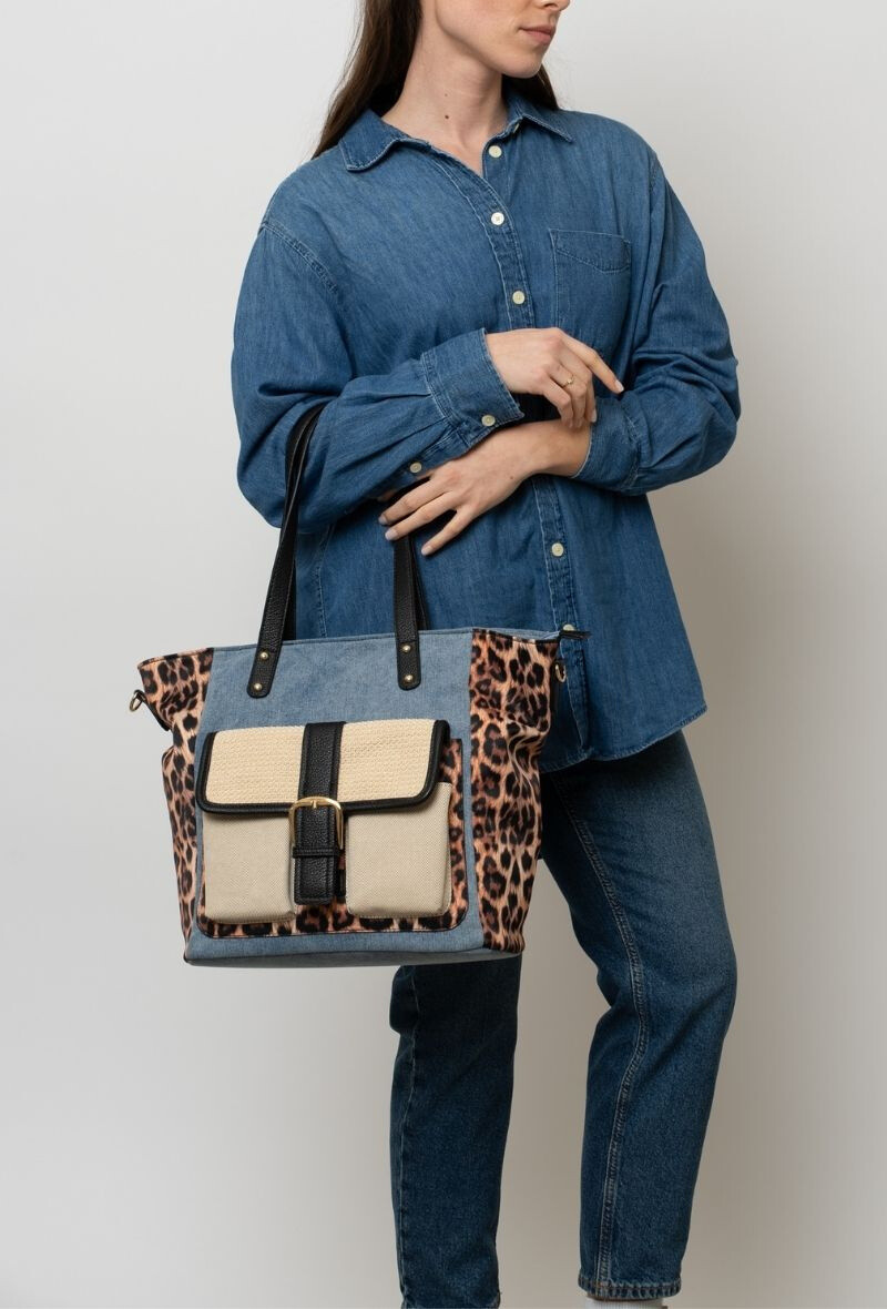 Wholesaler BESTINI - Tote bag , shoulder strap, front pocket, magnetic, leopard print