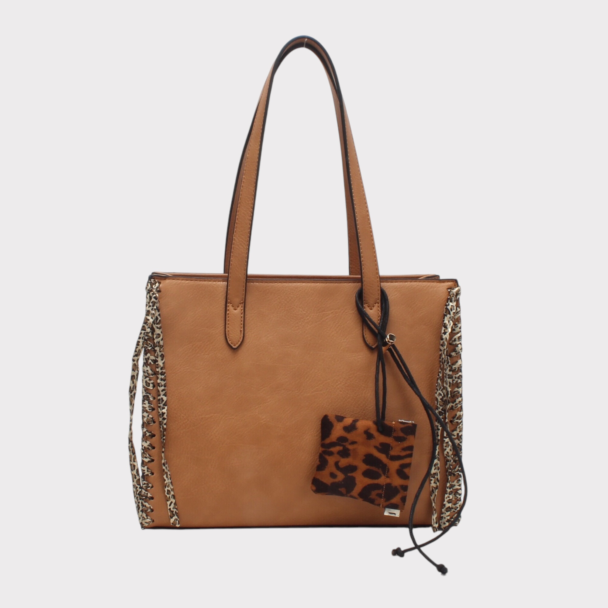 Grossista BESTINI - Sacchetto di sacchetto con cinghia effetto leopardo e tasca leopardo