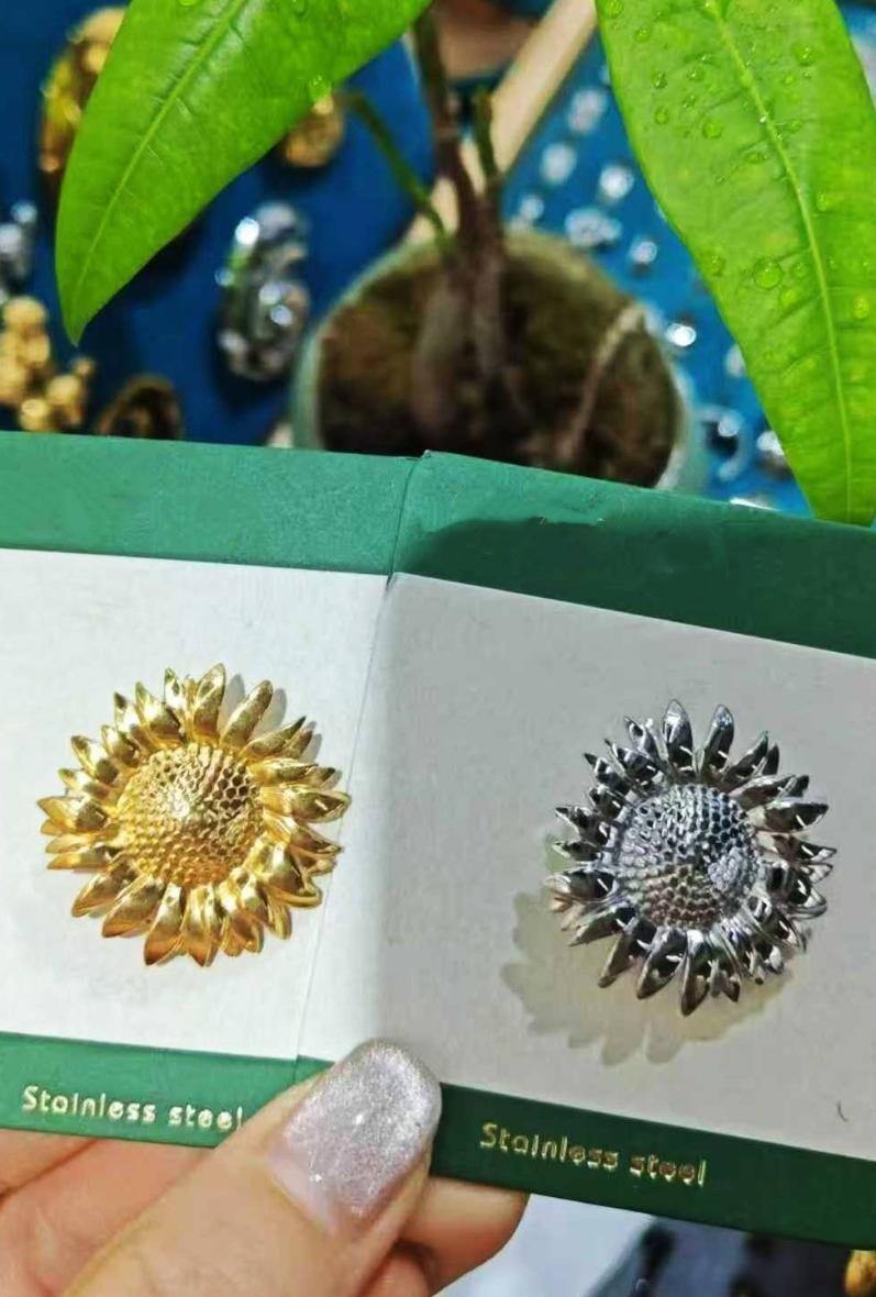Grossiste Bijoussimo - Broche acier femme motif tournesol