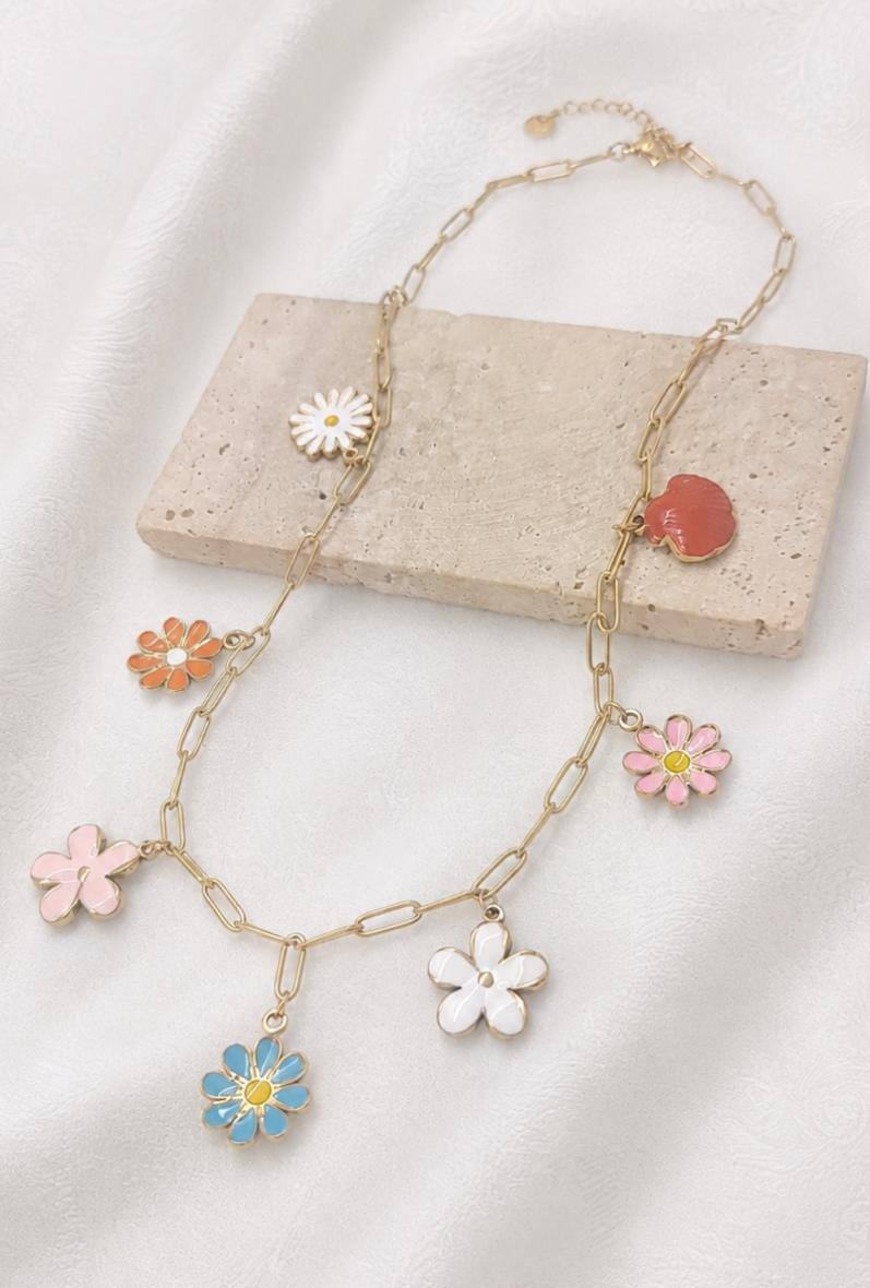 Grossista Bijoussimo - Collana in acciaio dorato da donna con pendenti a fiori colorati