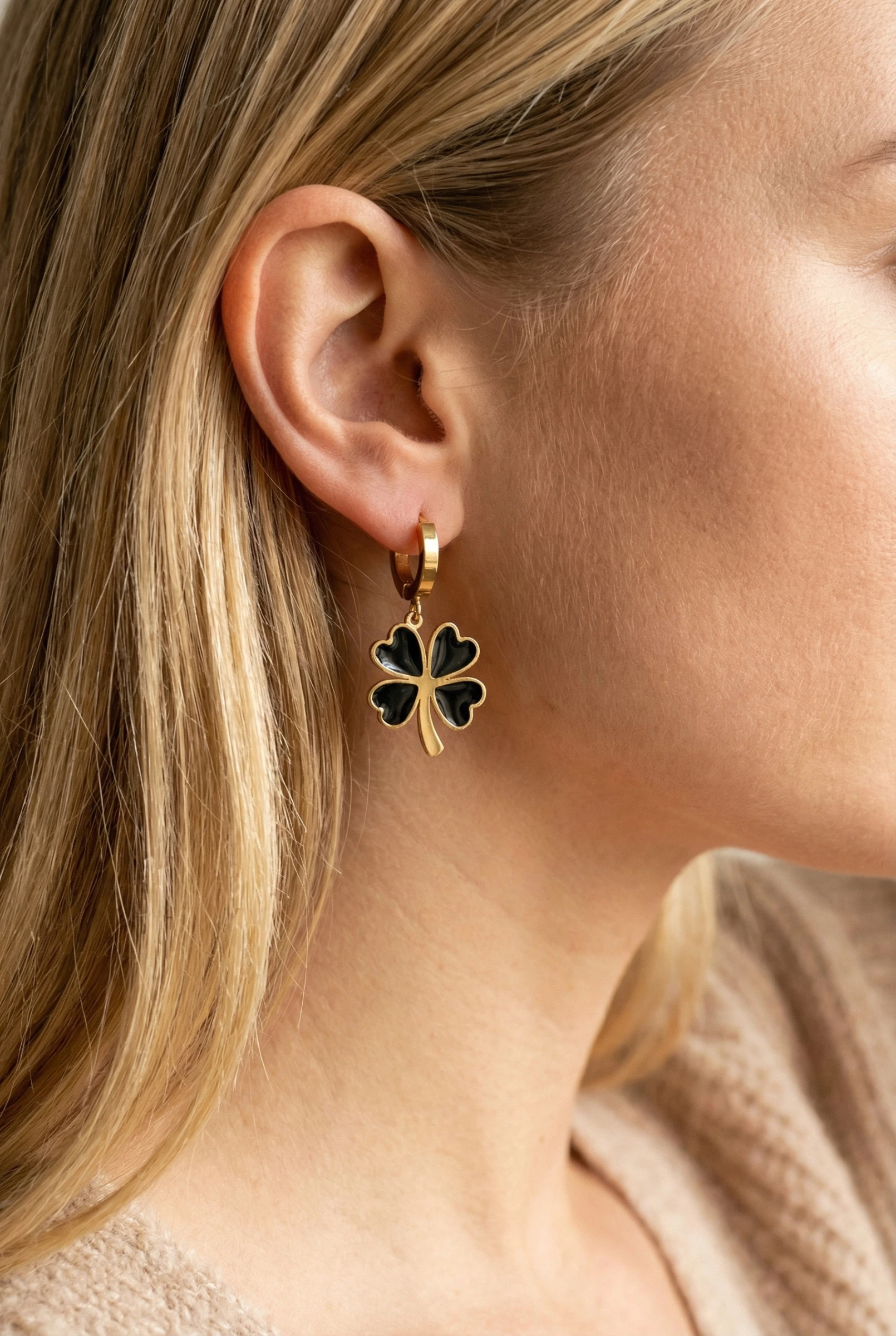 Grossiste Bijoux Mystères - Boucles d'oreilles en acier inoxydable