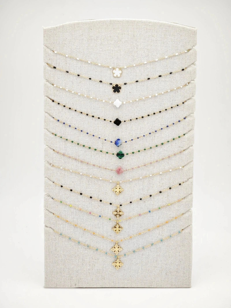 Grossiste Bijoux Mystères - Lot de 12 colliers en acier inoxydable avec présentoir