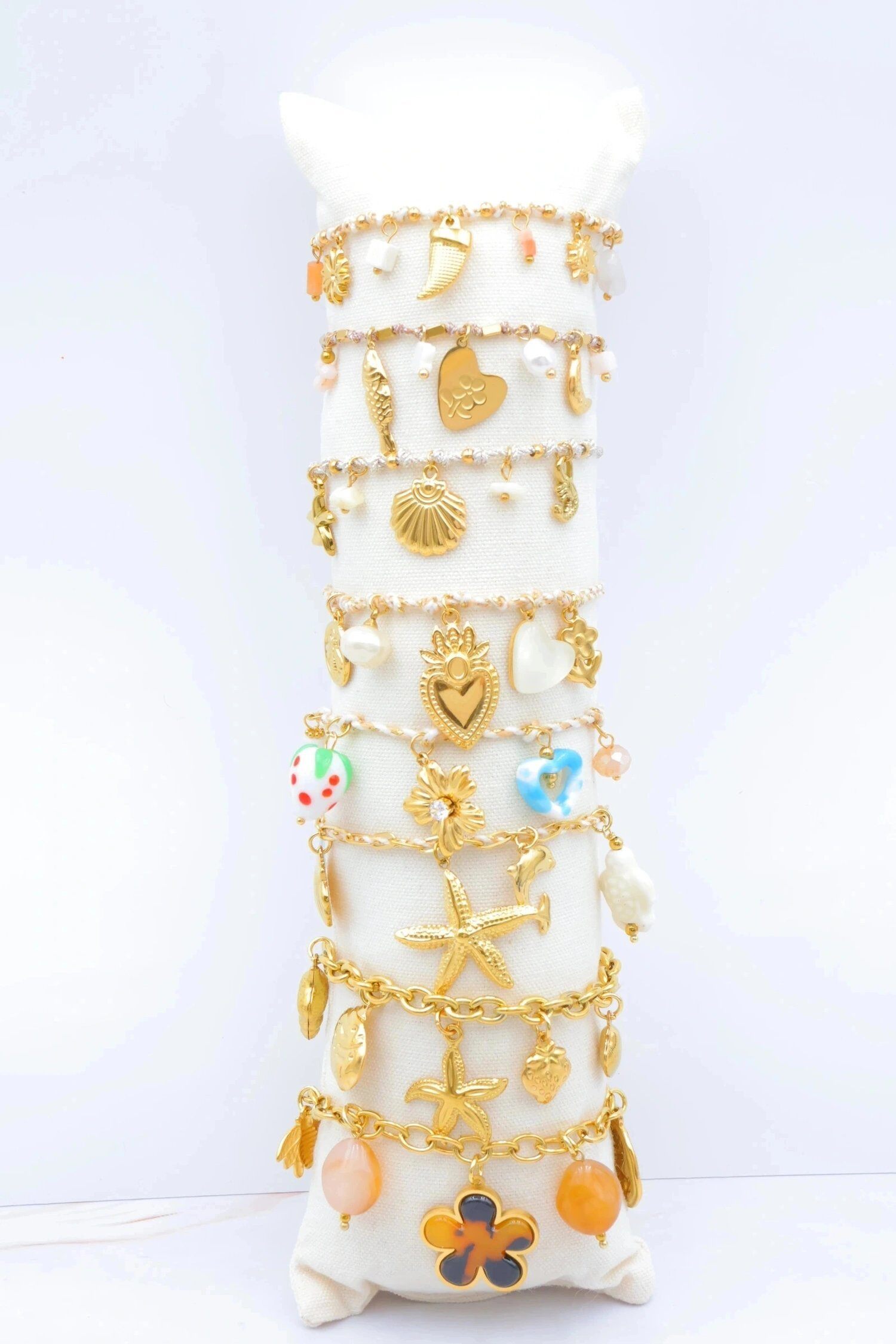 Grossiste Bijoux Mystères - Lot de 8 bracelets en acier inoxydable avec coussin