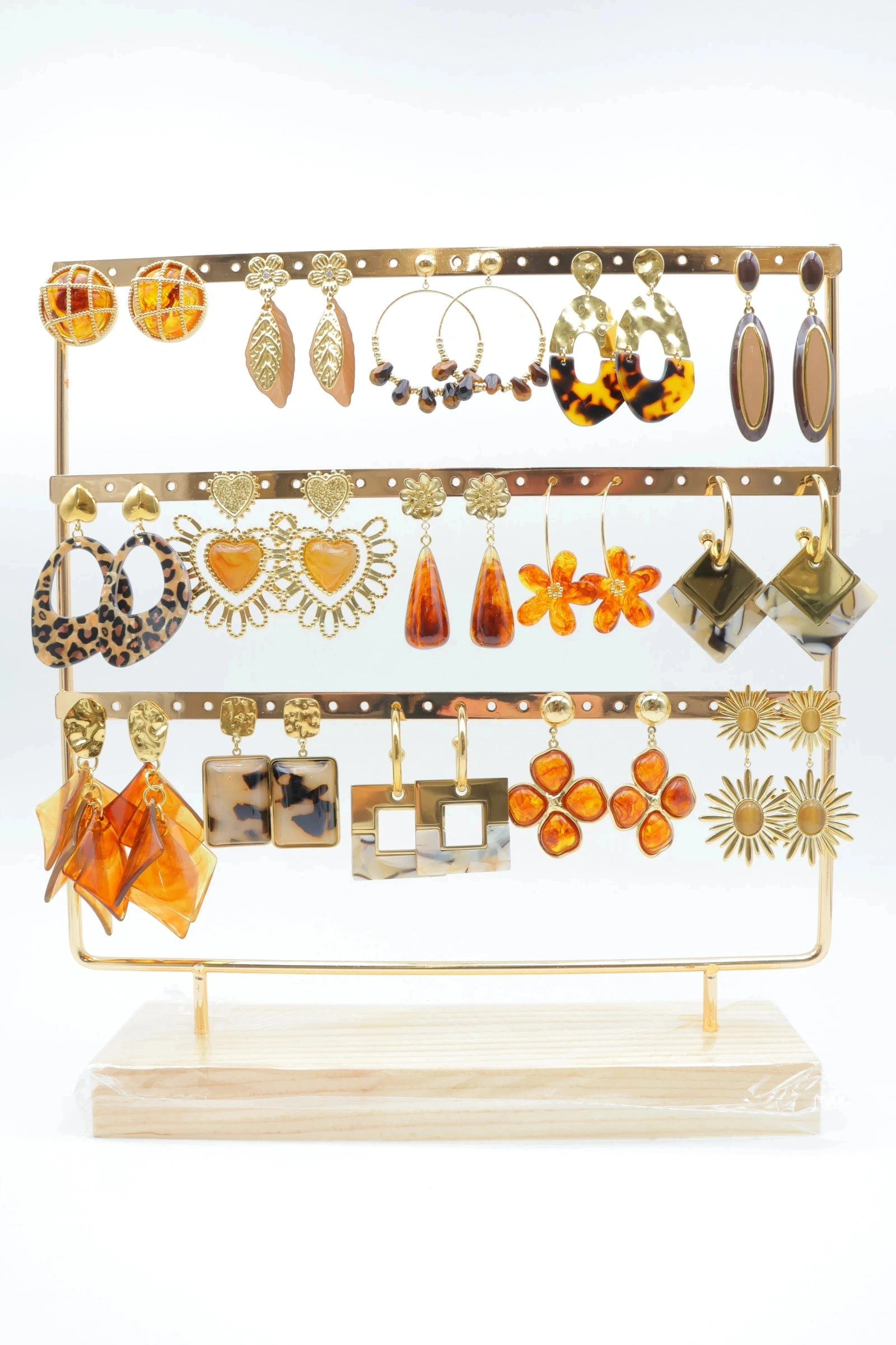 Grossiste Bijoux Mystères - Lot de 15 paires de boucles d'oreilles avec présentoir