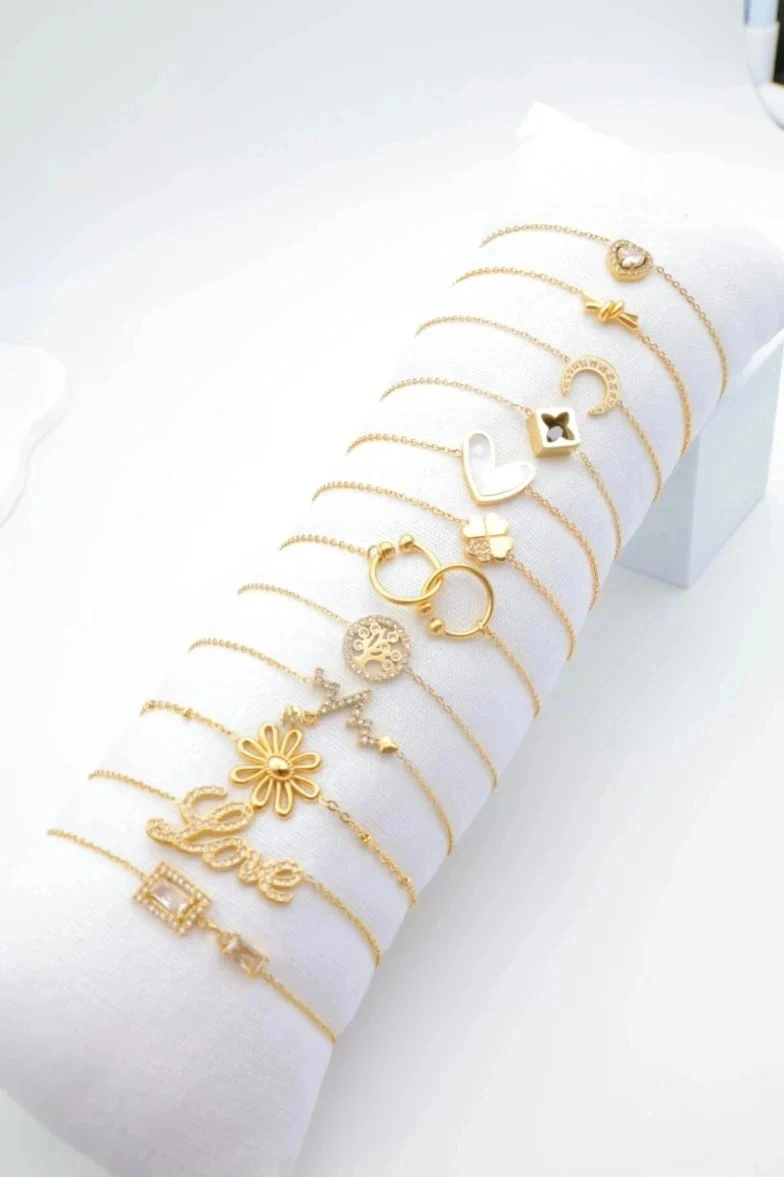 Grossiste Bijoux Mystères - Ensemble de bijoux livré avec présentoir