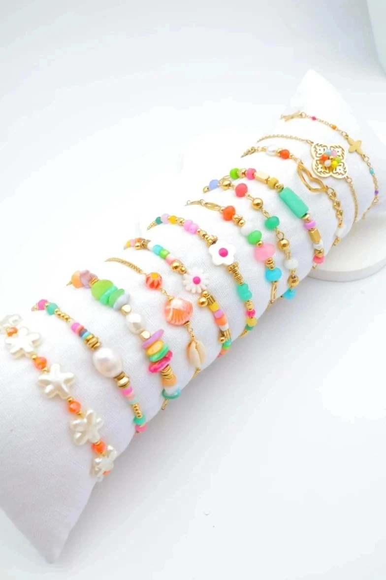 Grossiste Bijoux Mystères - Ensemble de bijoux livré avec présentoir