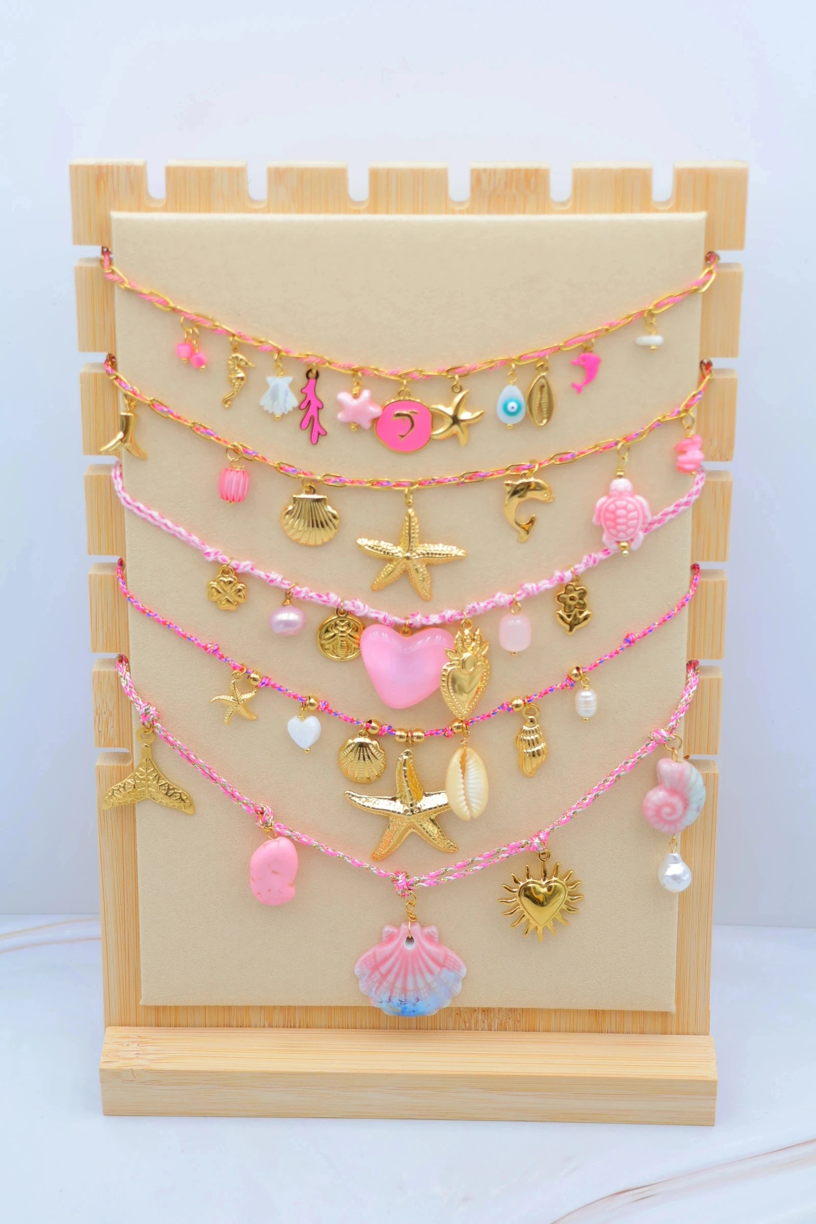 Grossista Bijoux Mystères - Set di 5 collane in acciaio inossidabile con espositore