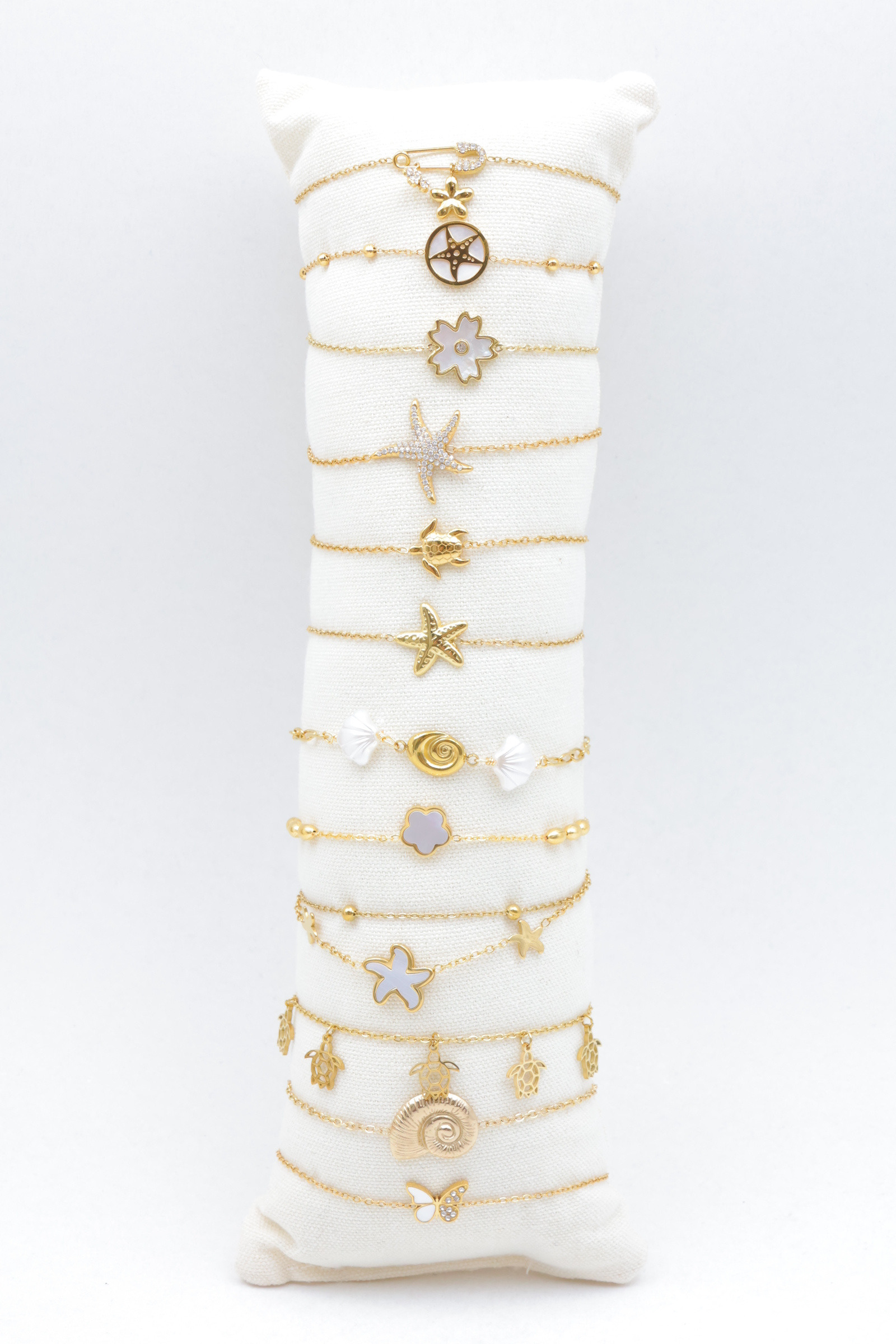 Wholesaler Bijoux Mystères - Set of 12 stainless steel bracelets with cushion