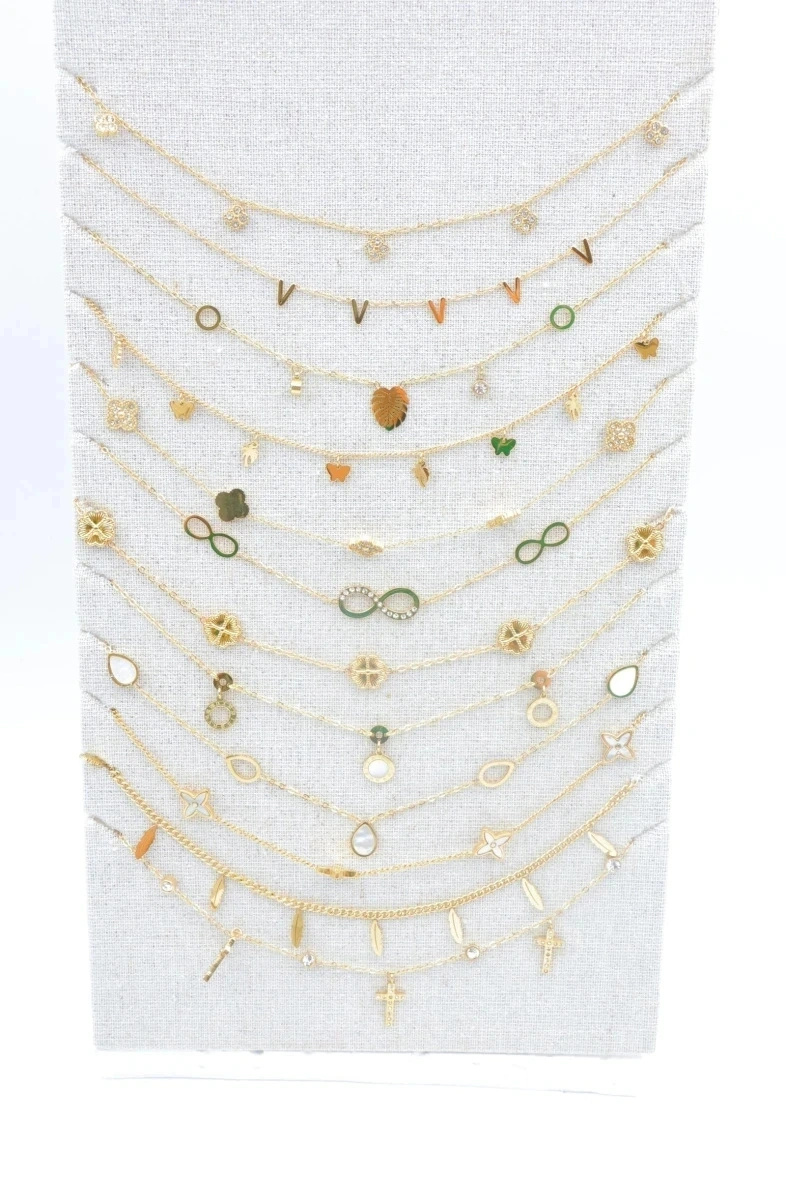 Grossiste Bijoux Mystères - Lot de 12 colliers en acier inoxydable avec présentoir