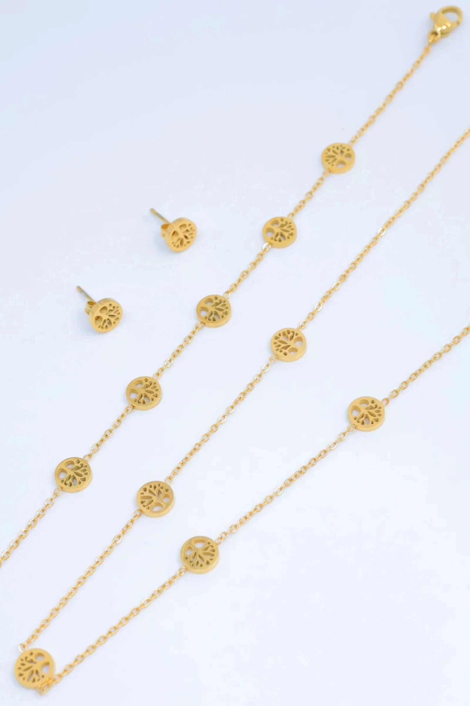 Wholesaler Bijoux Mystères - Coordinated set for an elegant look