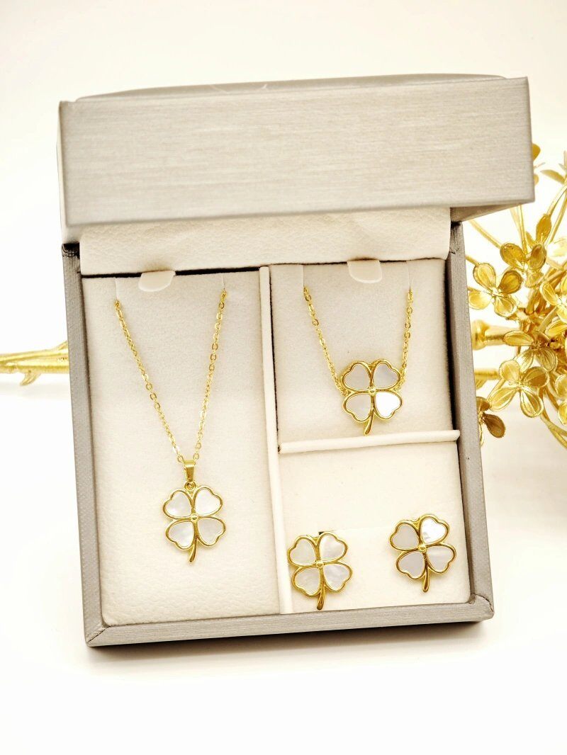 Grossiste Bijoux Mystères - Parure de bijoux en acier inoxydable