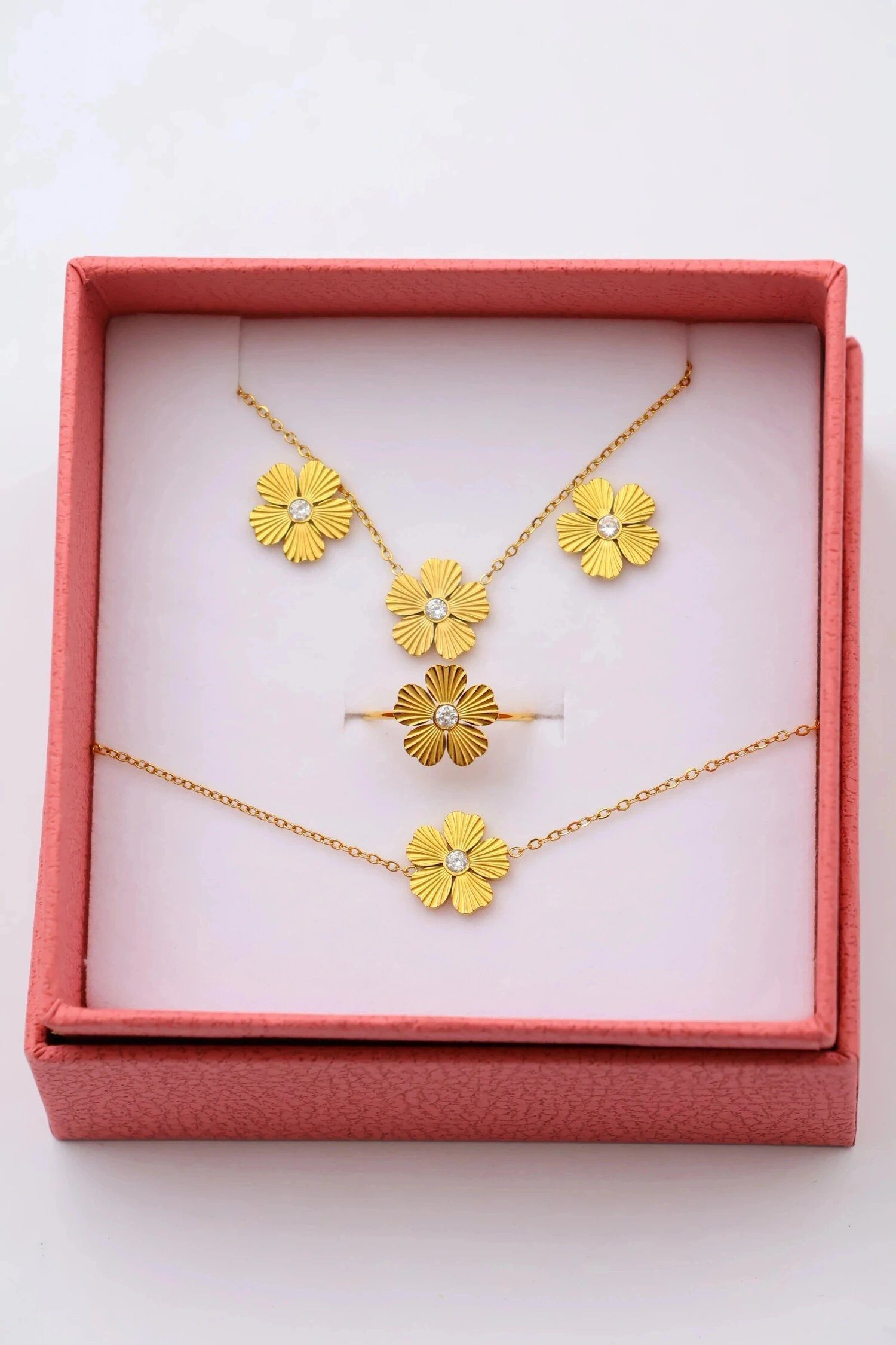 Grossiste Bijoux Mystères - Parure - Boite - Acier Inoxydable