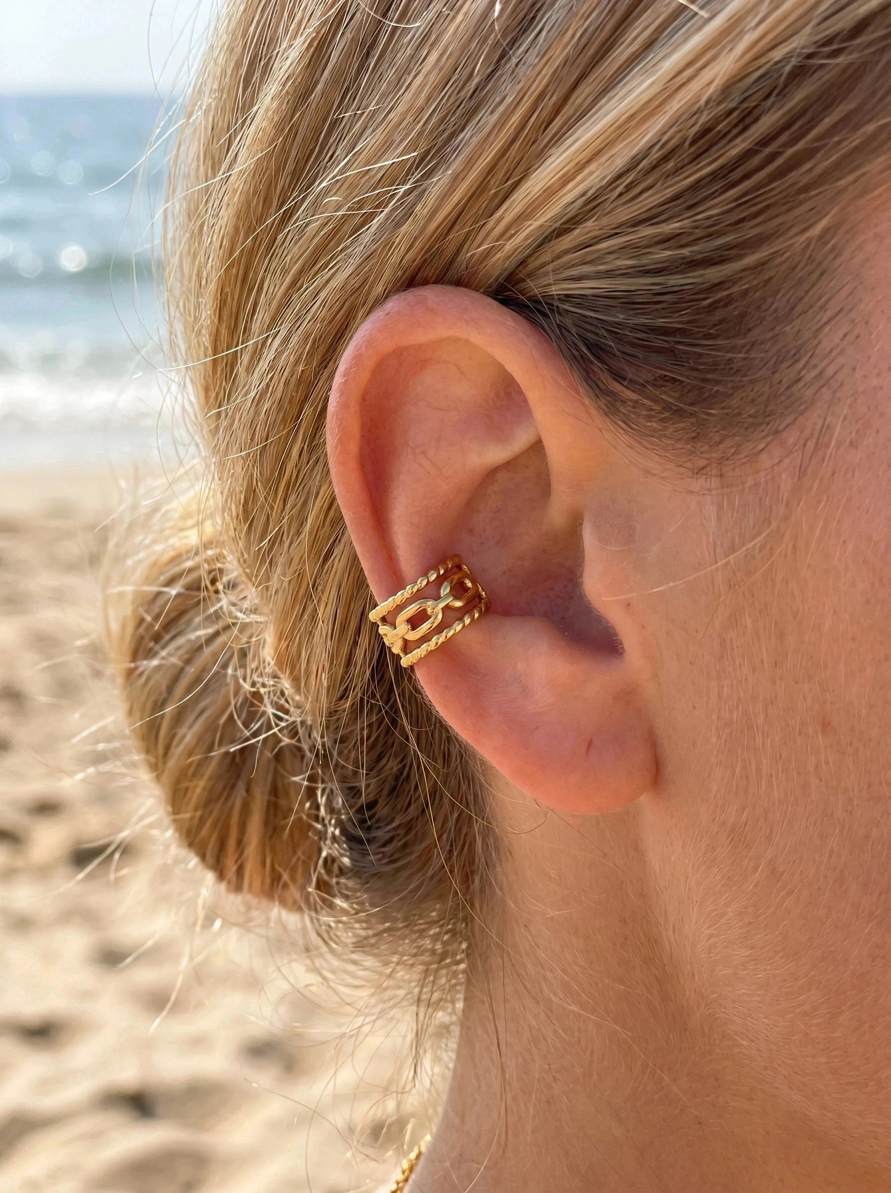 Grossiste Bijoux Mystères - Earcuff en acier inoxydable