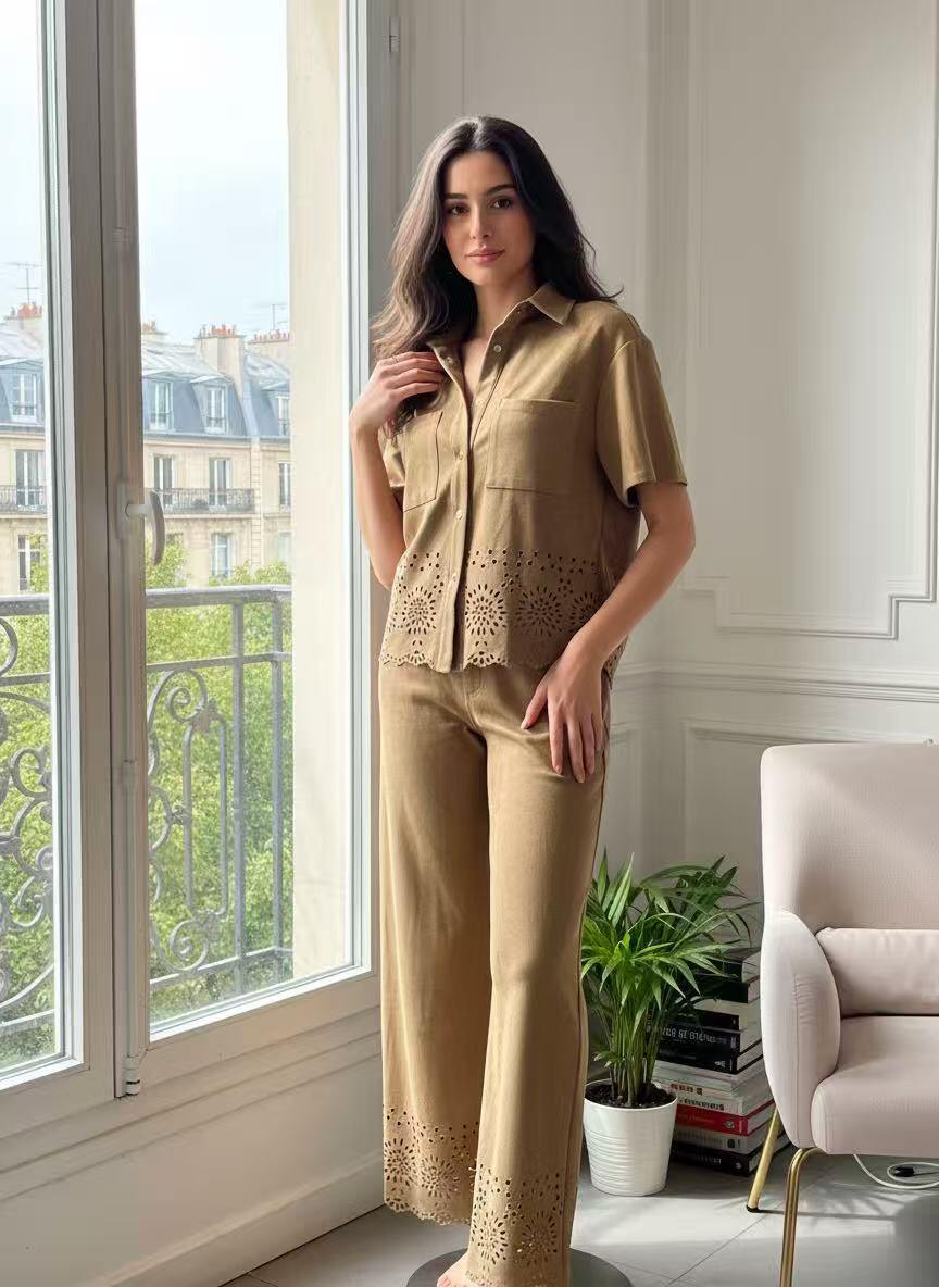 Mayorista Bisou's project - Conjunto de dos piezas para mujer en ante, camisa de manga corta con bordado calado y pantalón de pierna ancha, corte relajado para un look elegante