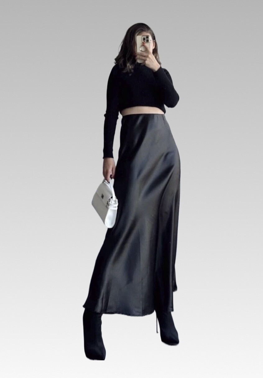 Wholesaler Bisou's project - Long satin skirt