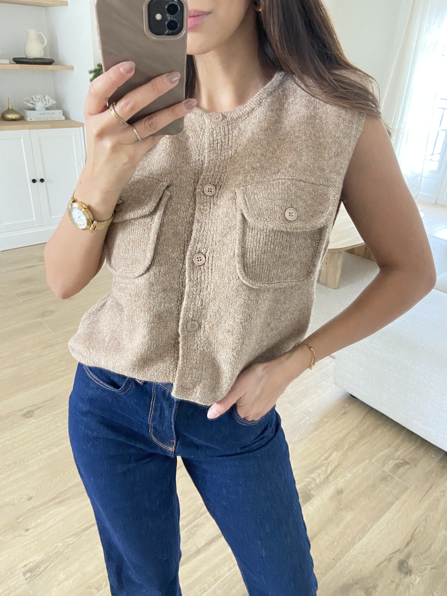 Wholesaler Bisou's project - Sleeveless sweater vest