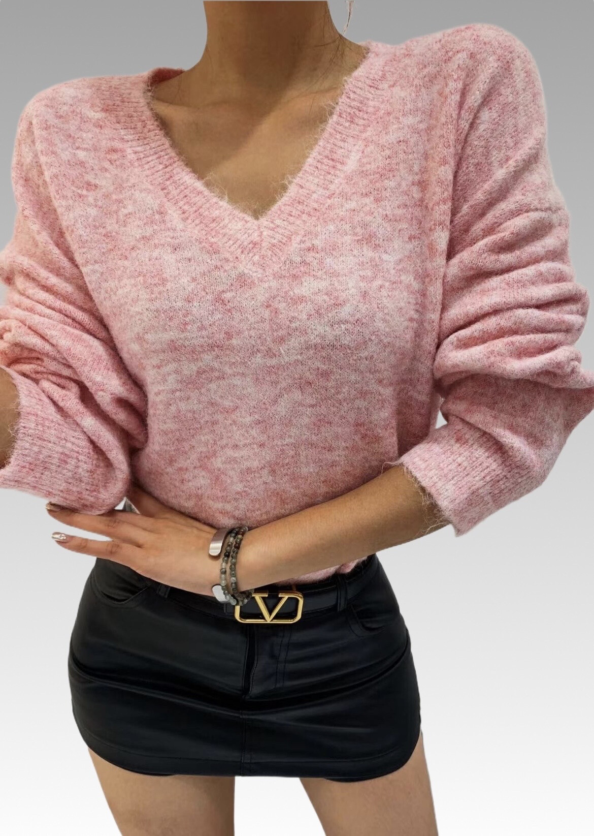 Wholesaler Bisou's project - spring V-neck sweater