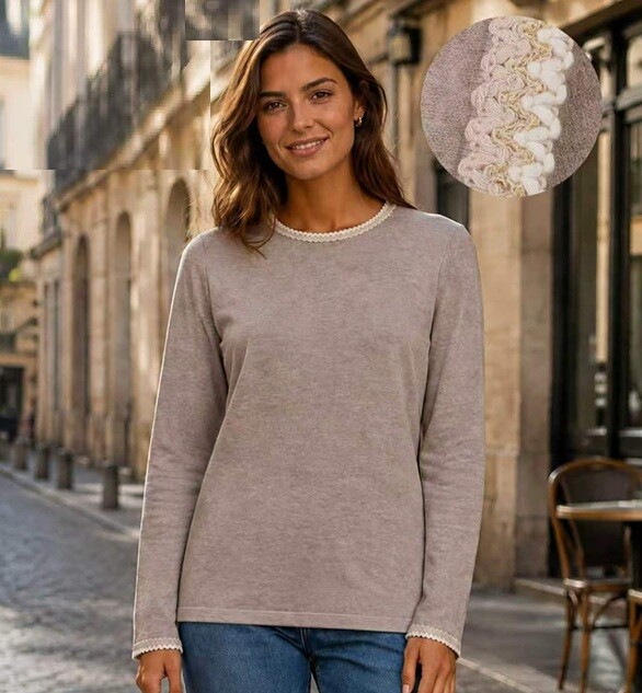 Grossiste Bluoltre - Pull à manches longues en maille douce, finition délicate avec galon crocheté crème