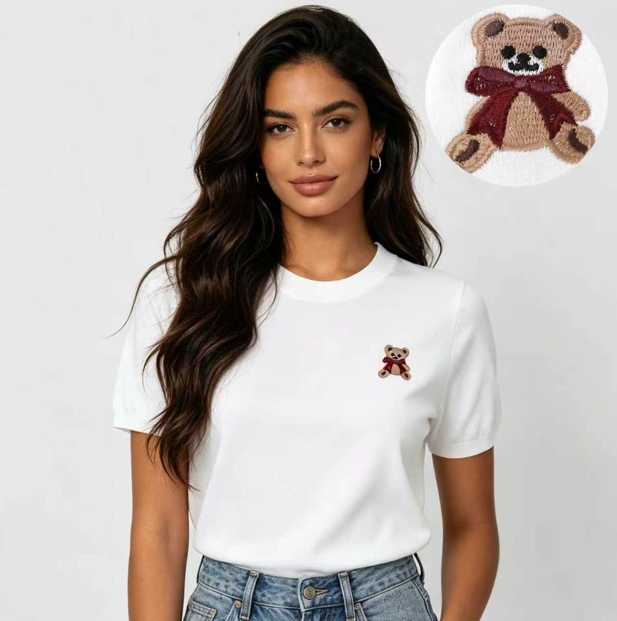 Wholesaler Bluoltre - Short-sleeve sweater in soft knit. Embroidered detail on the chest featuring a small brown bear