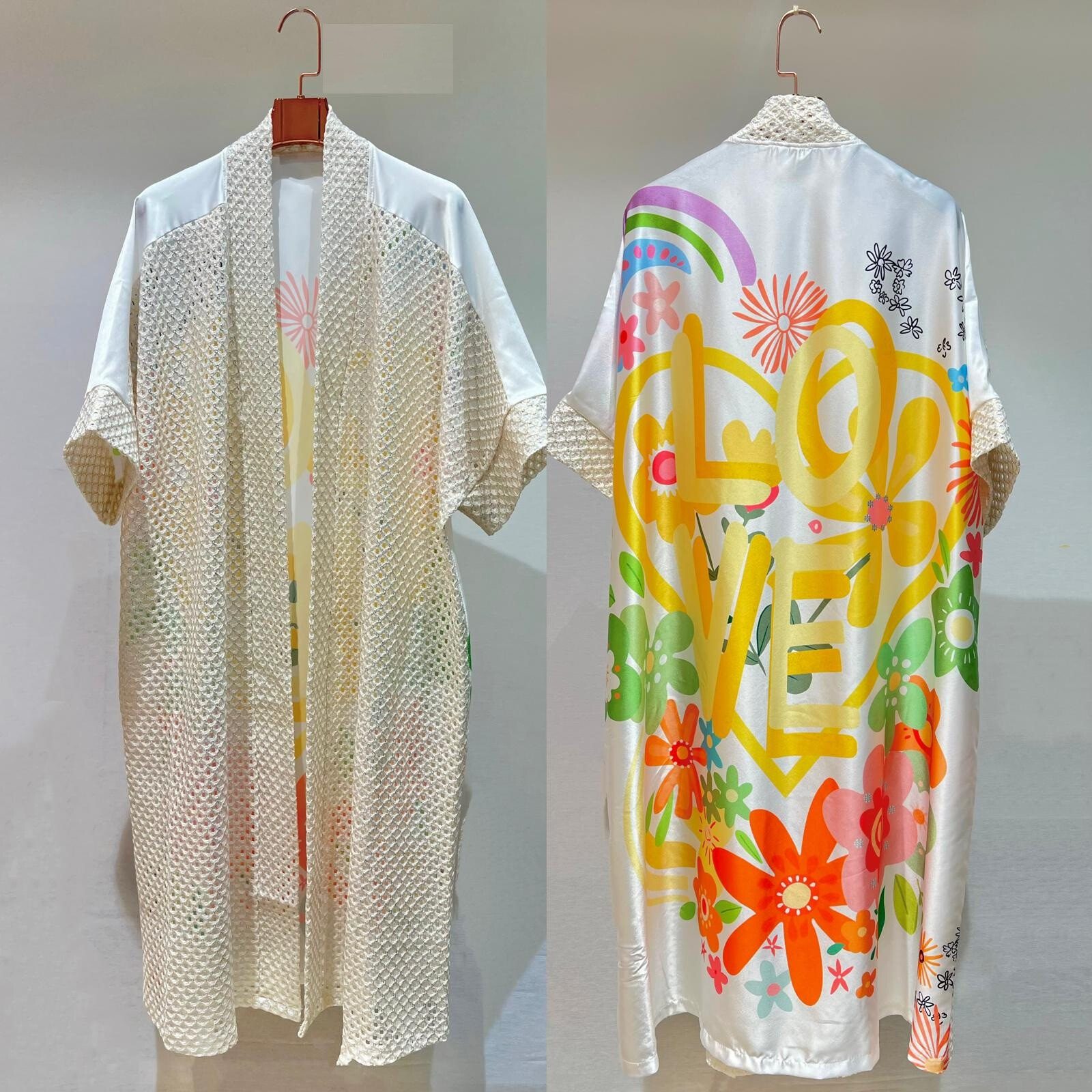 Grossista Bluoltre - Fleuri e Openwork Kimono nella parte anteriore