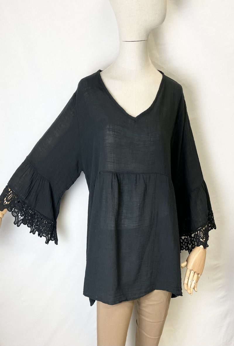 Grossiste Bobo Glam' - Blouse en coton ample à detail à dentelle