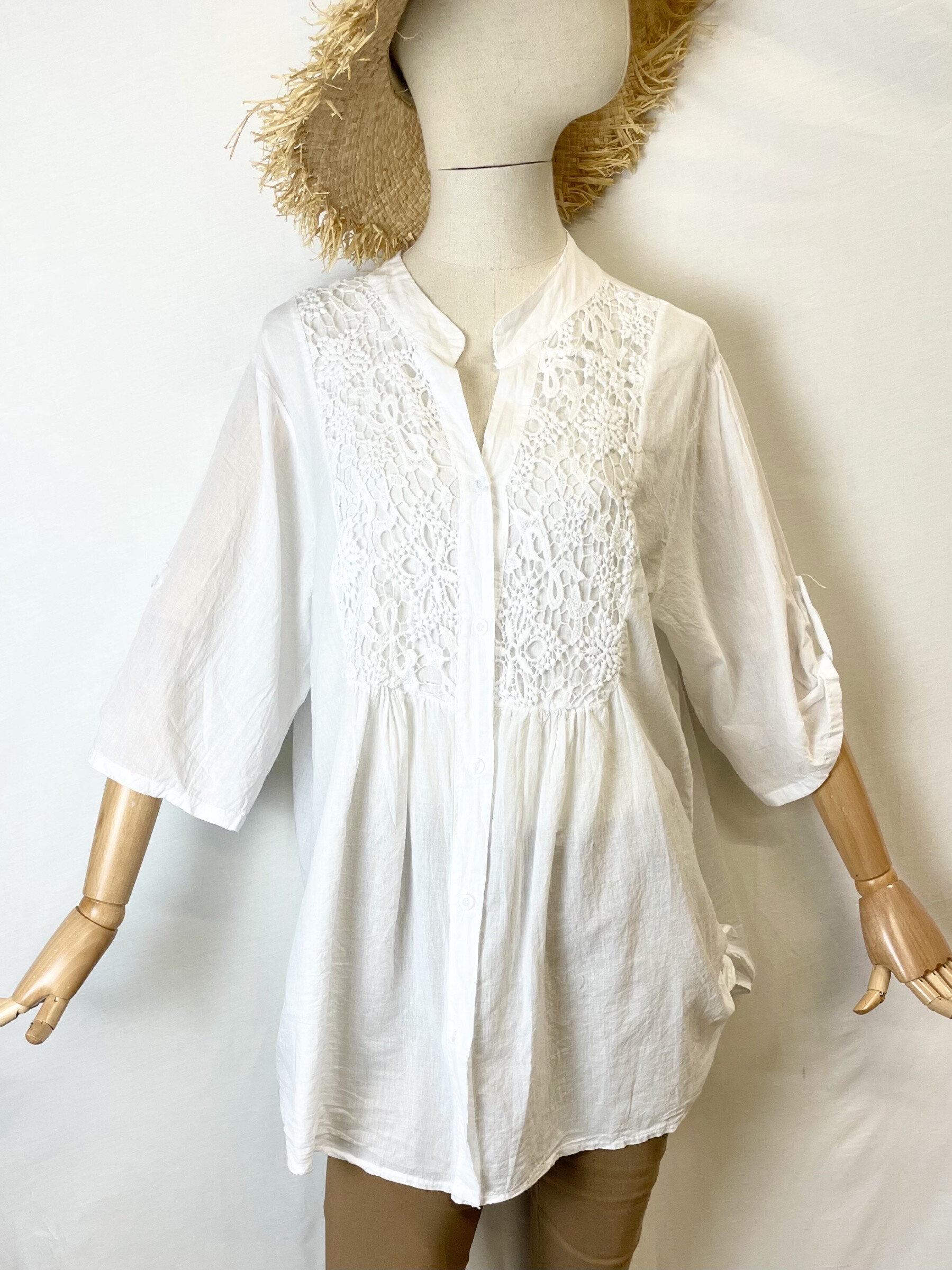 Wholesaler Bobo Glam' - Fine crochet blouse