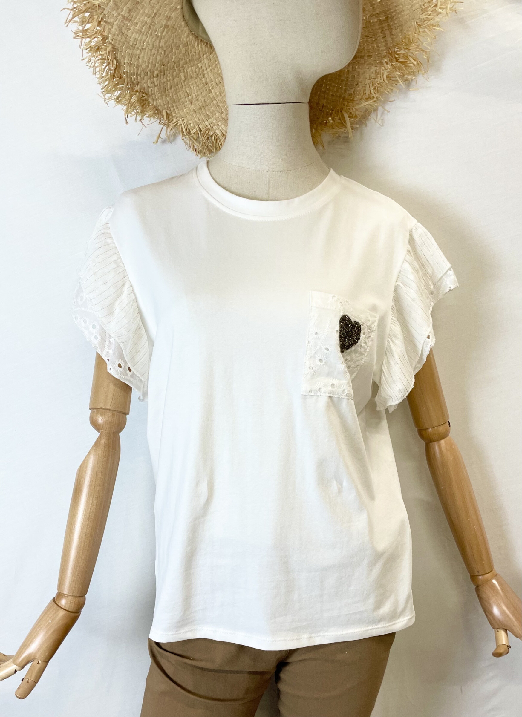 Wholesaler Bobo Glam' - T-shirt with flying handle poached with heart-shaped Strasse