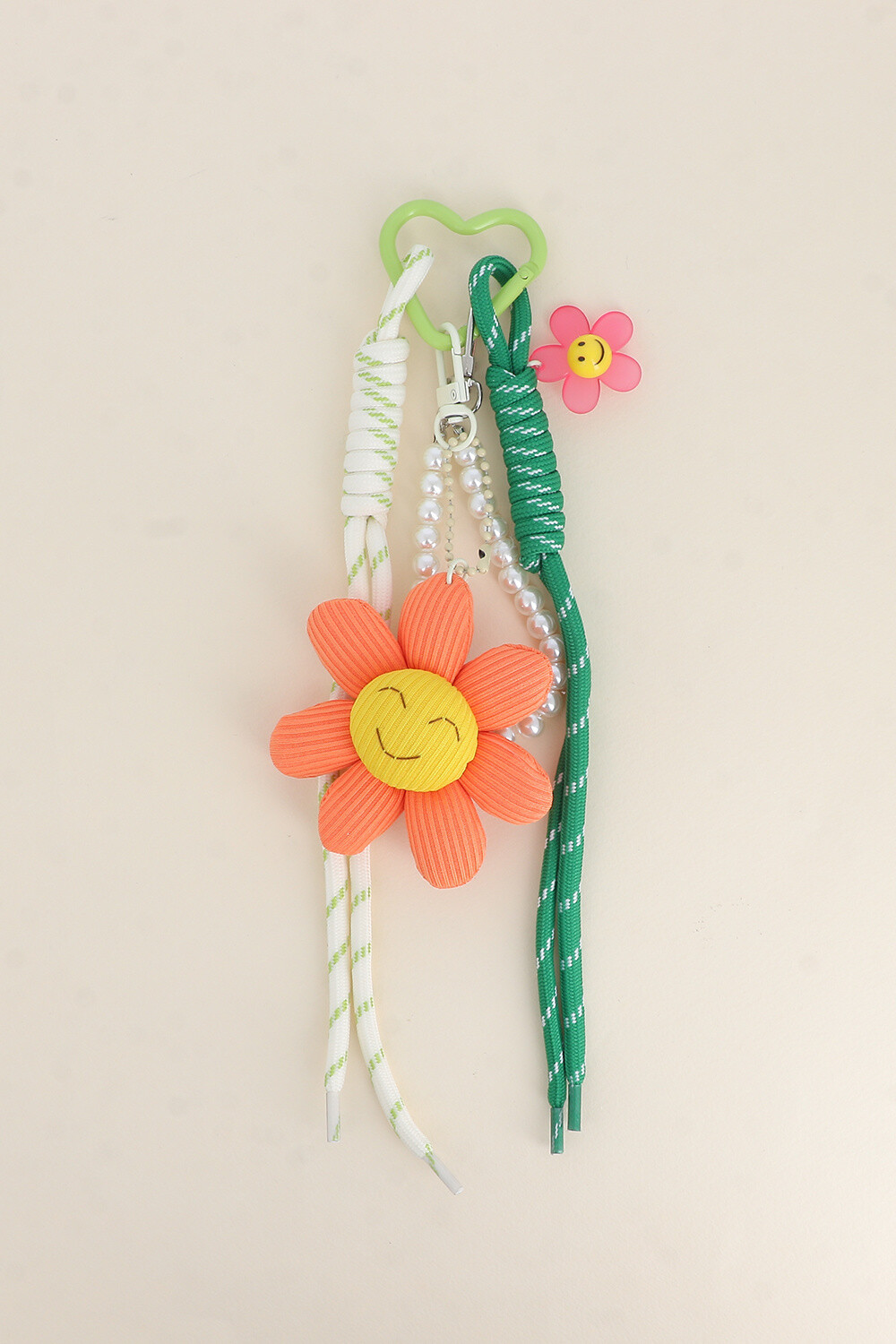 Wholesaler Bohm - Bag grigri - Resin ball chain, laces, flower