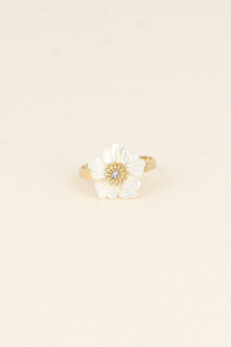 Grossiste Bohm - Bague Elfie - fleur nacrée et petit cristal