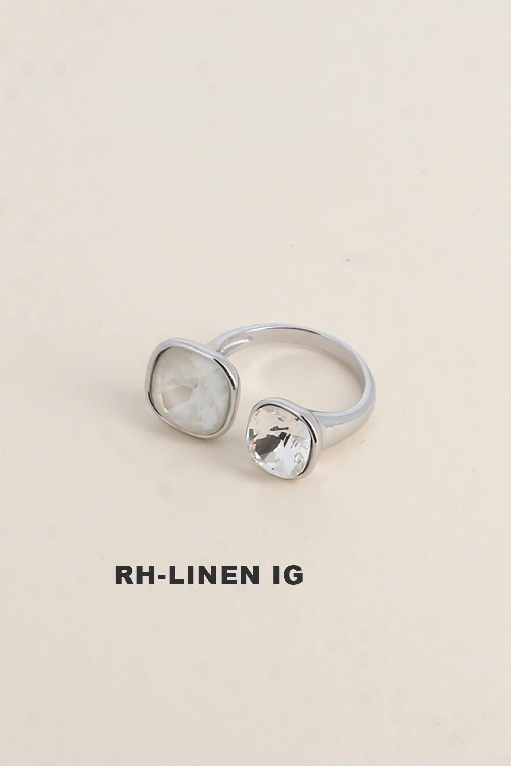 Mayorista Bohm - Anillo abierto plateado - adornado con cristales Swarovski® de 10mm y 8mm