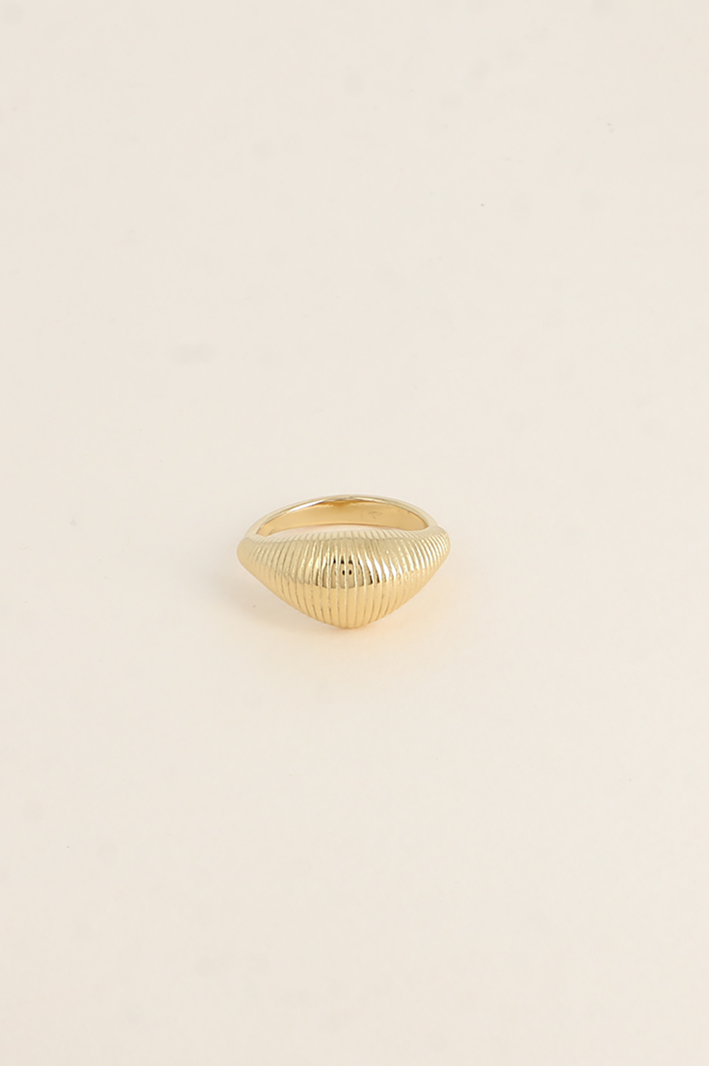 Mayorista Bohm - Anillo - pieza abombada estriada