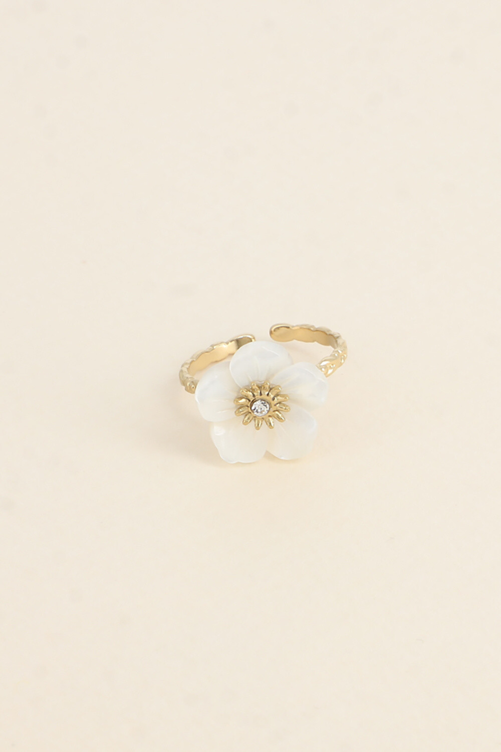 Wholesaler Bohm - Ring - 15 mm pearly flower and zirconium oxide