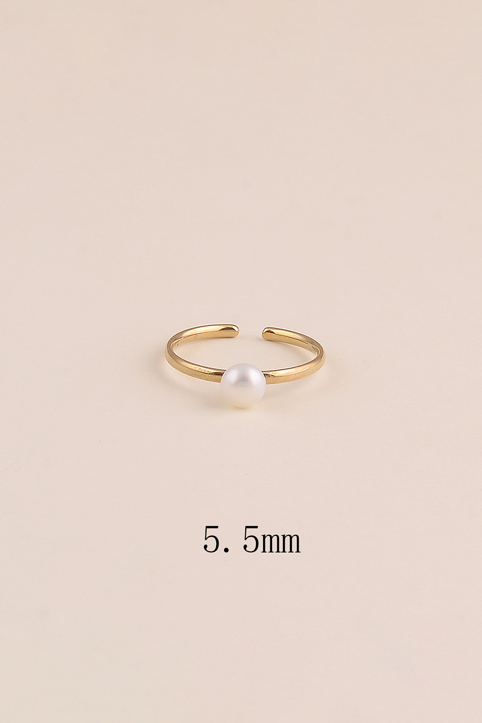 Grossiste Bohm - Bague fine - perle d'eau douce 5,5 mm