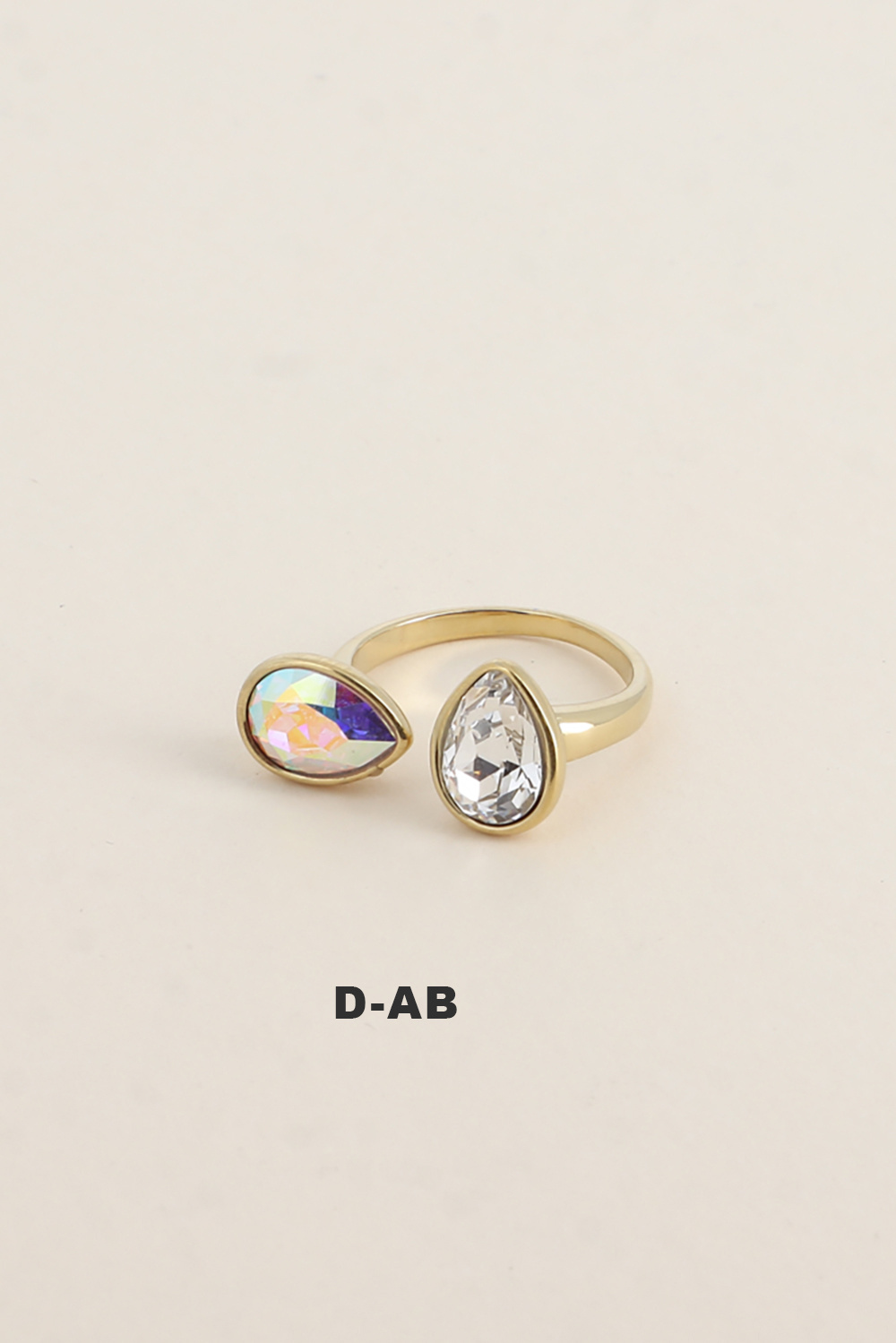 Mayorista Bohm - Anillo abierto dorado - adornado con cristales de Swarovski® en forma de gota