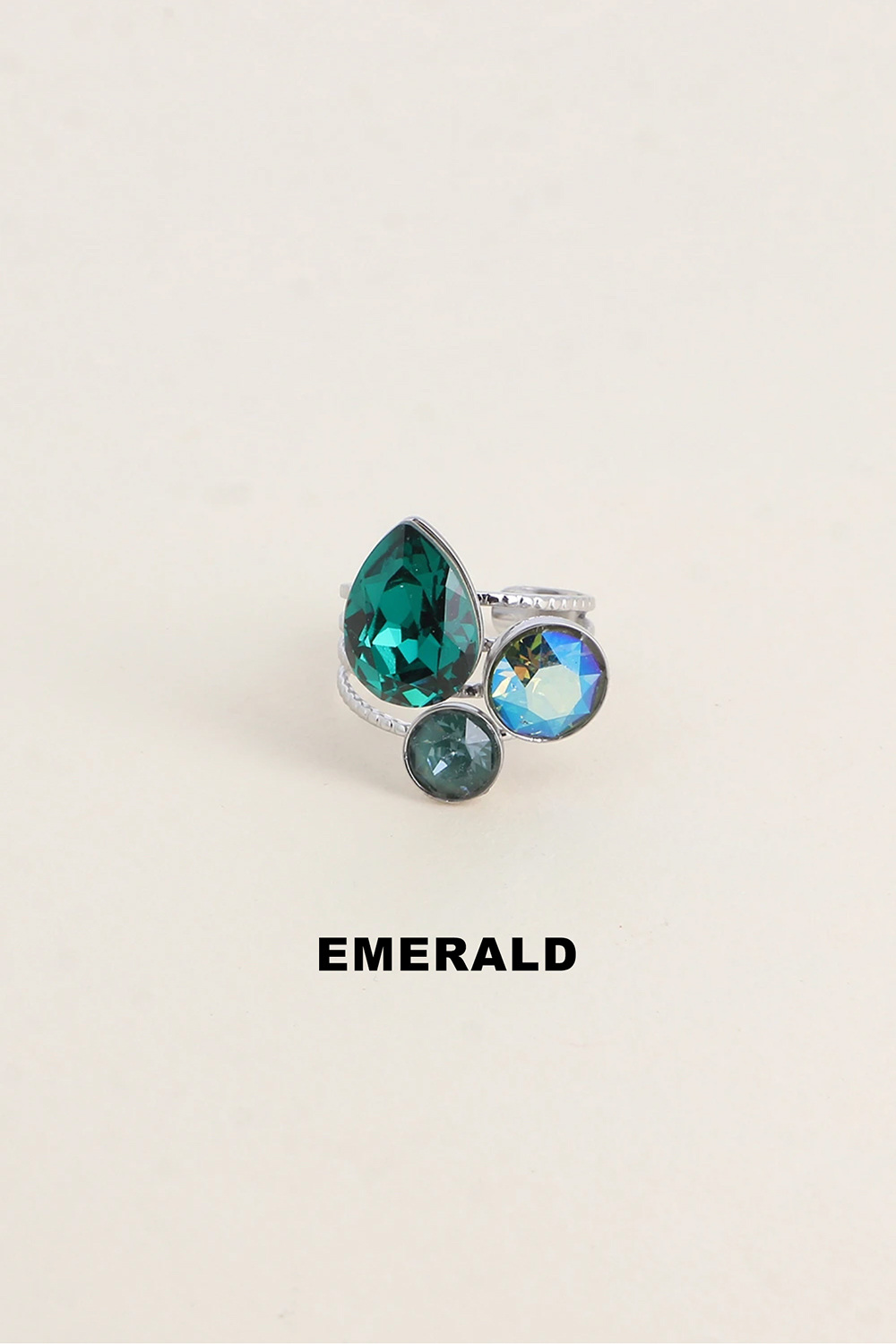 Grossiste Bohm - Bague Trilogie goutte argentée - ornée de cristaux de Swarovski®
