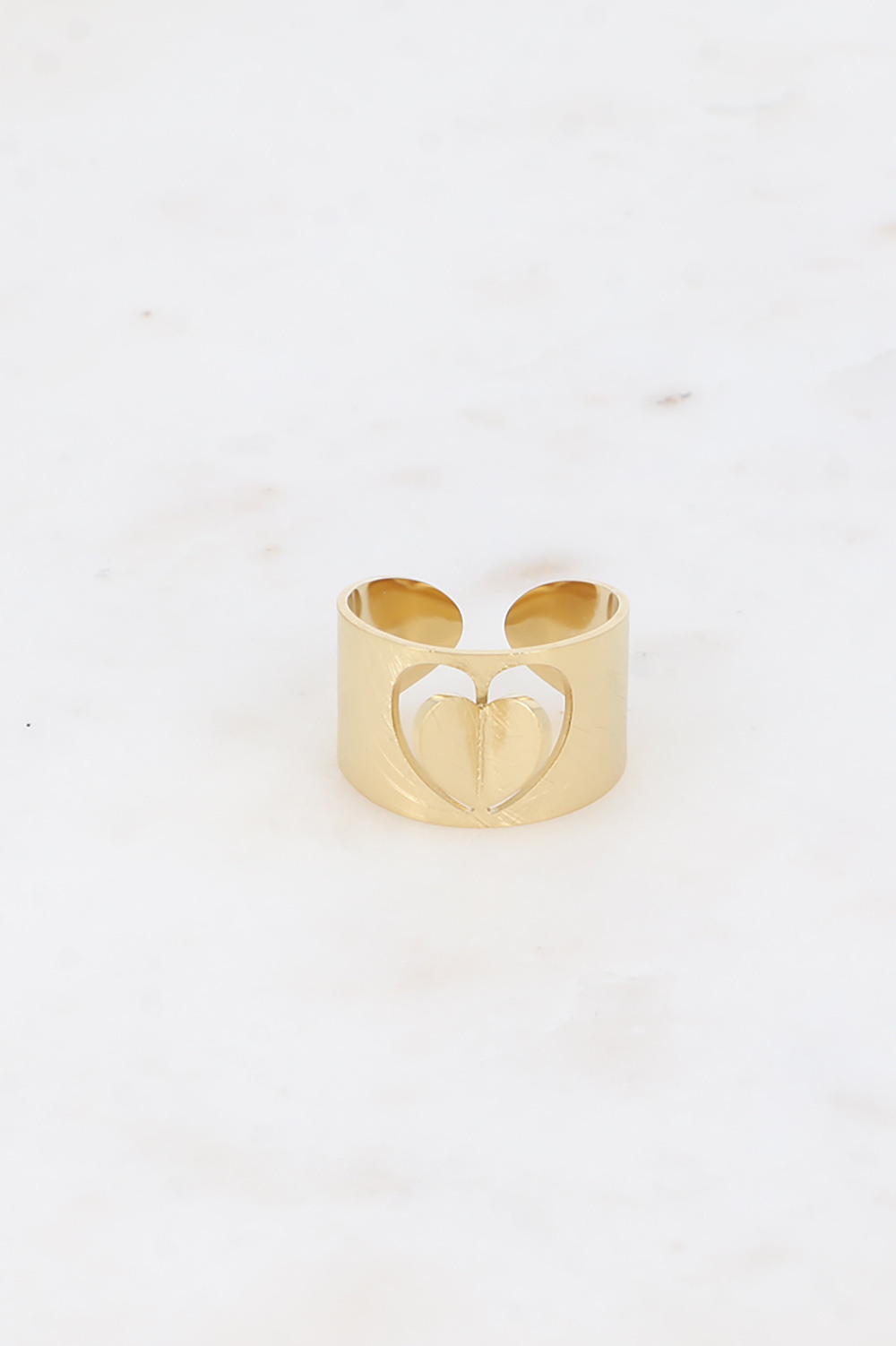 Grossiste Bohm - Bague - anneau large effet brossé mat avec coeur ajouré