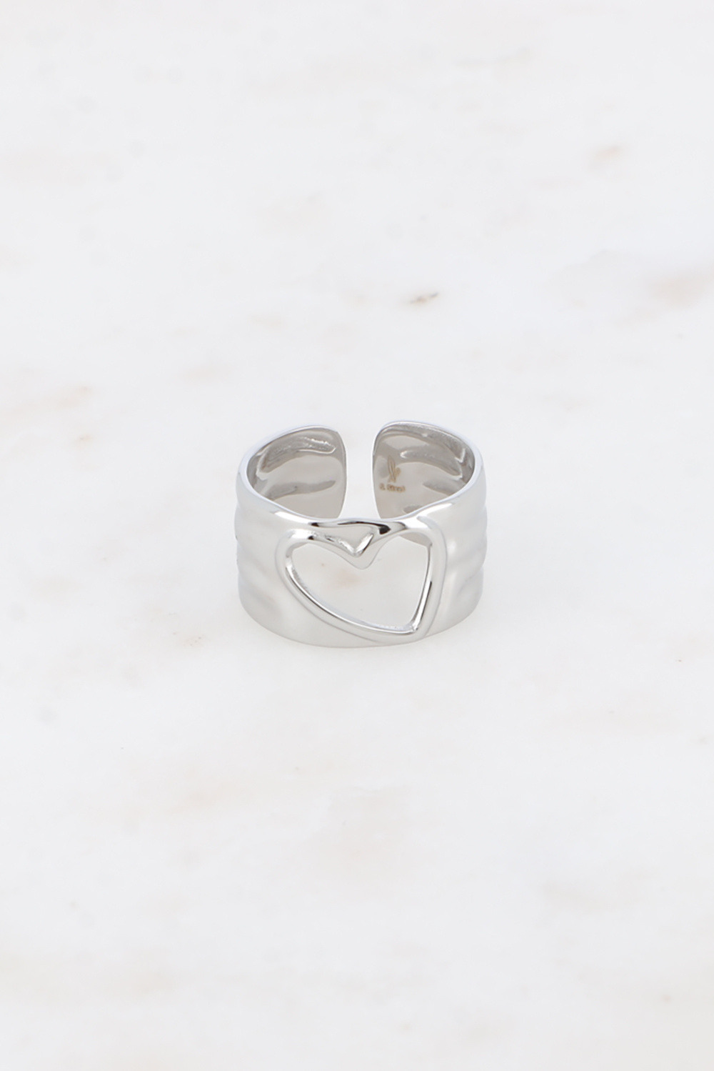 Mayorista Bohm - Anillo - anillo martillado con corazón calado