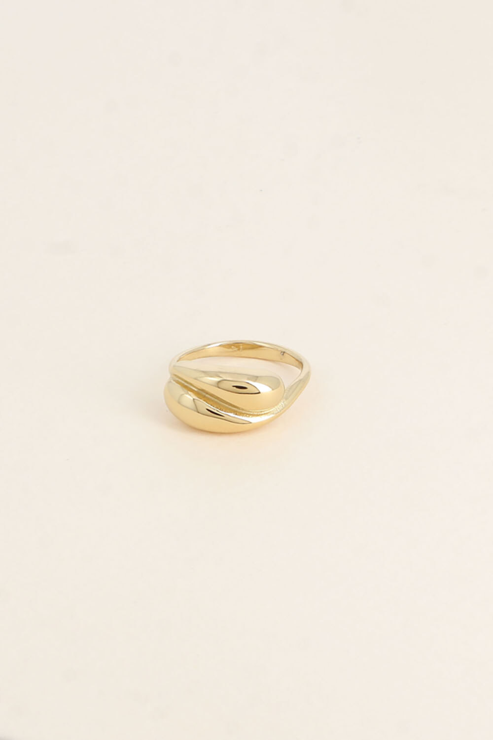 Mayorista Bohm - Anillo - pieza con dos formas entrelazadas