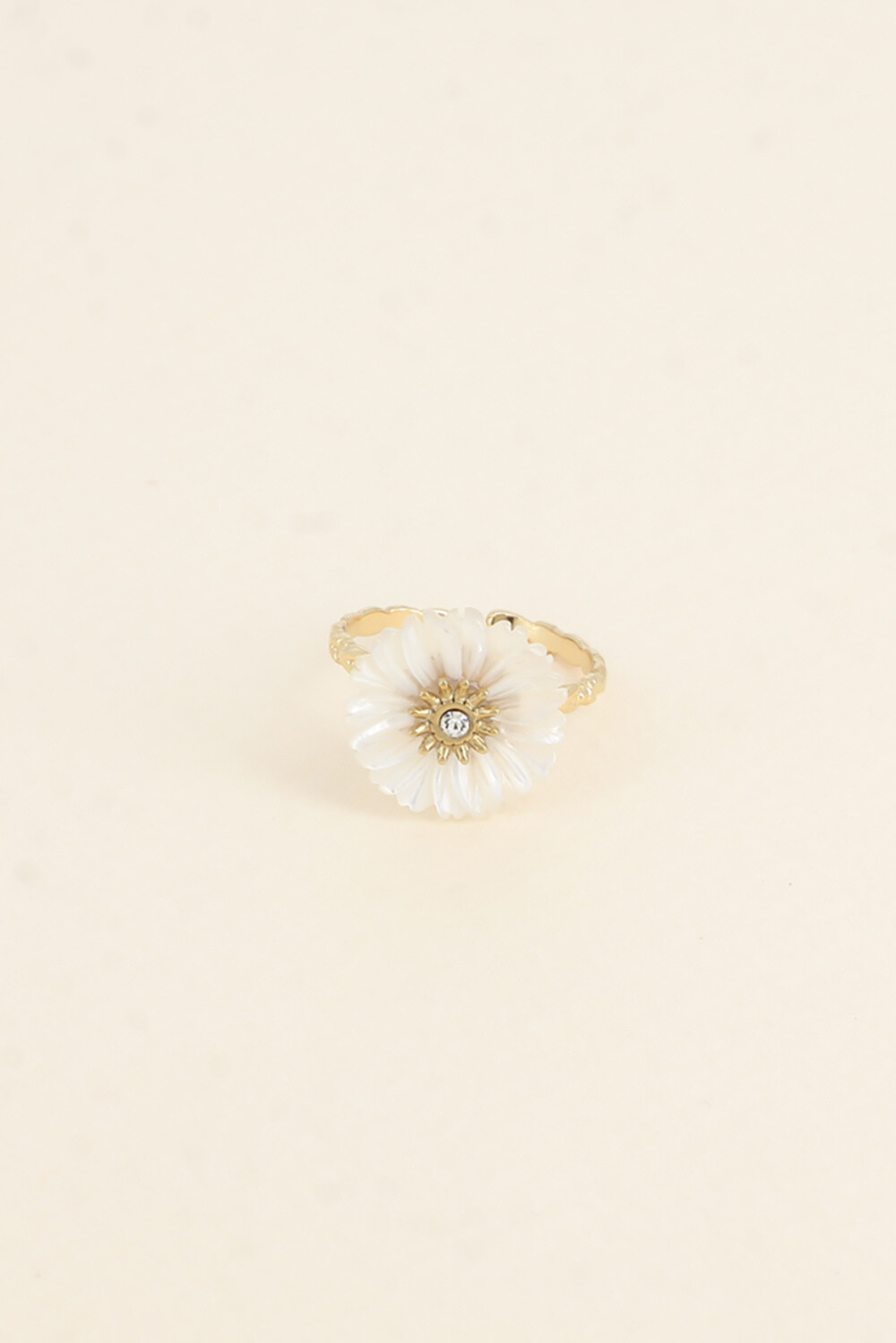Großhändler Bohm - Ring - perlmuttartige Gänseblümchenblume 15 mm