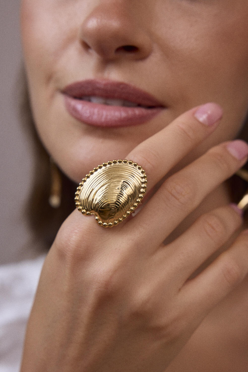 Mayorista Bohm - Anillo - motivo de concha con bordes milgrain